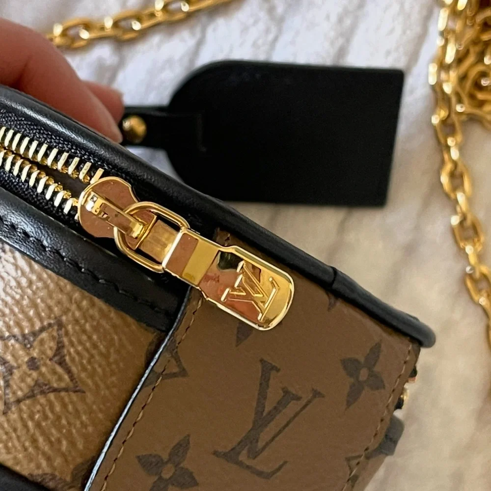 Mini LV Boite Chapeau Purse - Picture 8 of 12